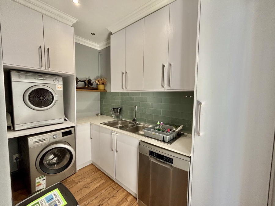 3 Bedroom Property for Sale in Sandown Western Cape